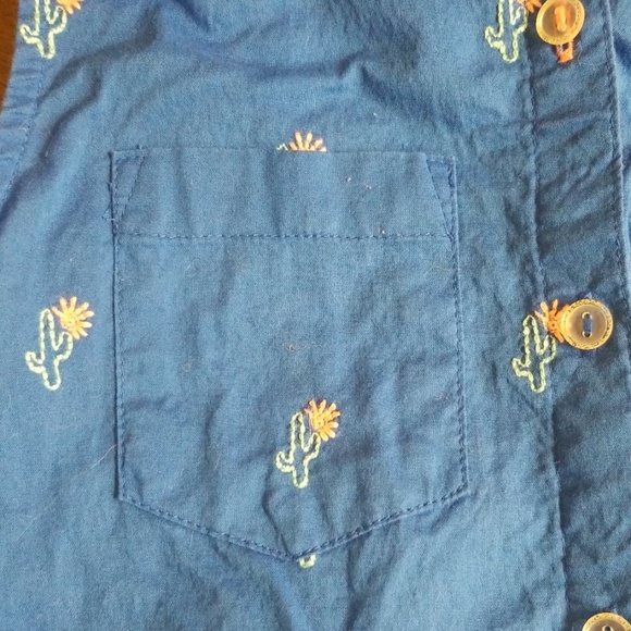 Halter button down - Picture 3 of 6